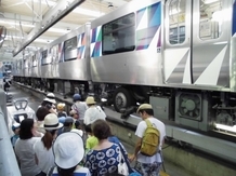 写真：車両基地1