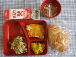 写真：11月10日の給食